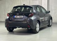 Toyota Yaris 5