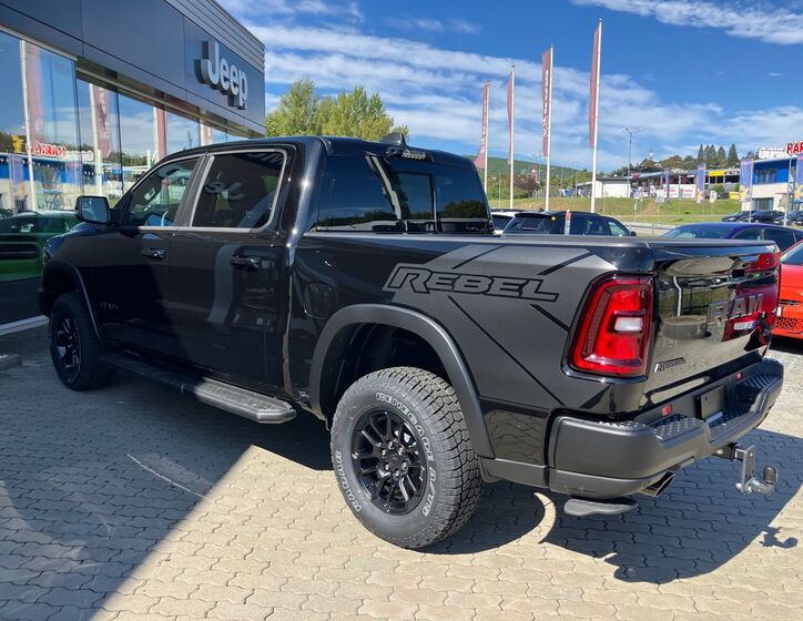 Dodge RAM 15