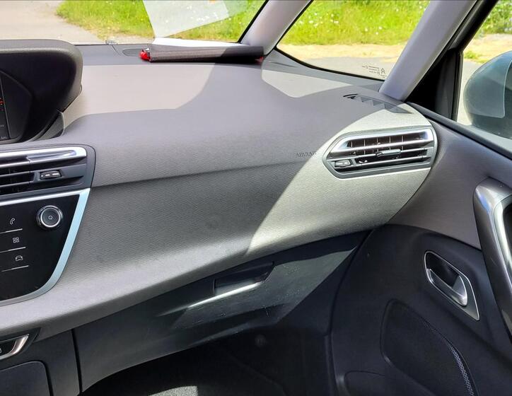 Citroën Grand C4 Picasso 29