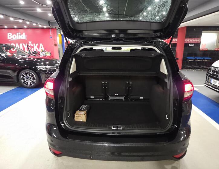 Ford C-MAX 8