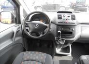 Mercedes-Benz Vito 13