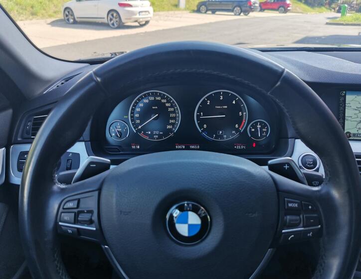 BMW Řada 5 16
