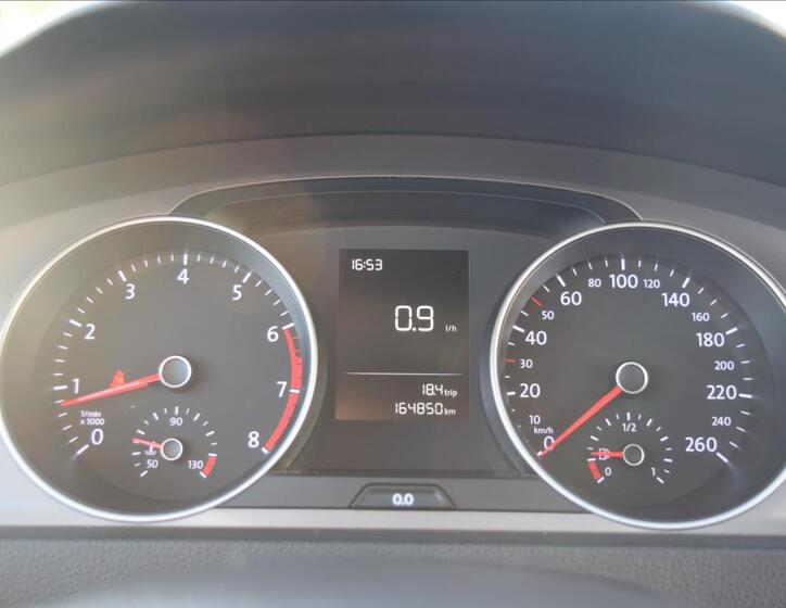 Volkswagen Golf 35