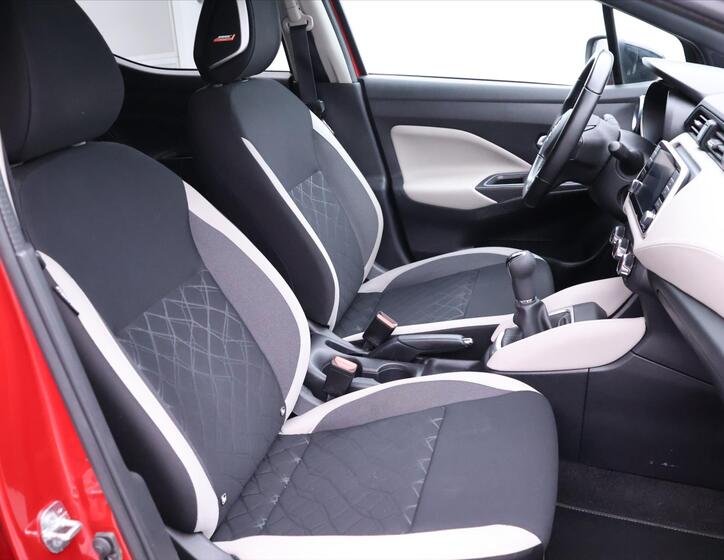 Nissan Micra 12