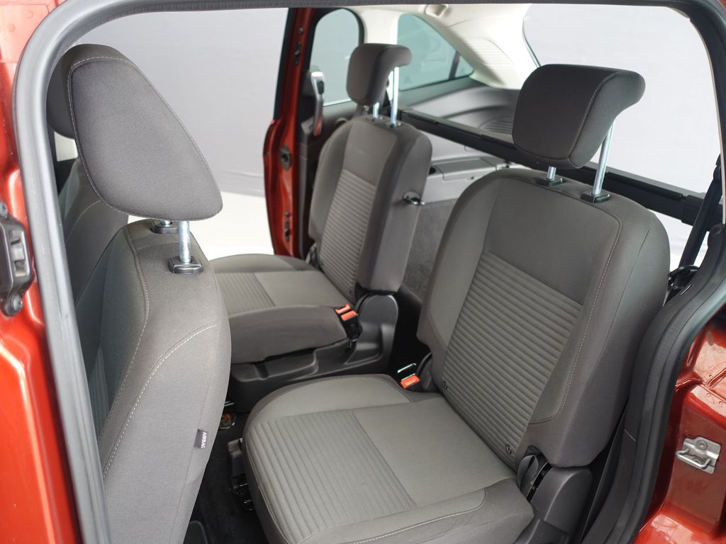 Ford Grand C-MAX