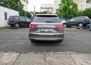 Audi Q7 5