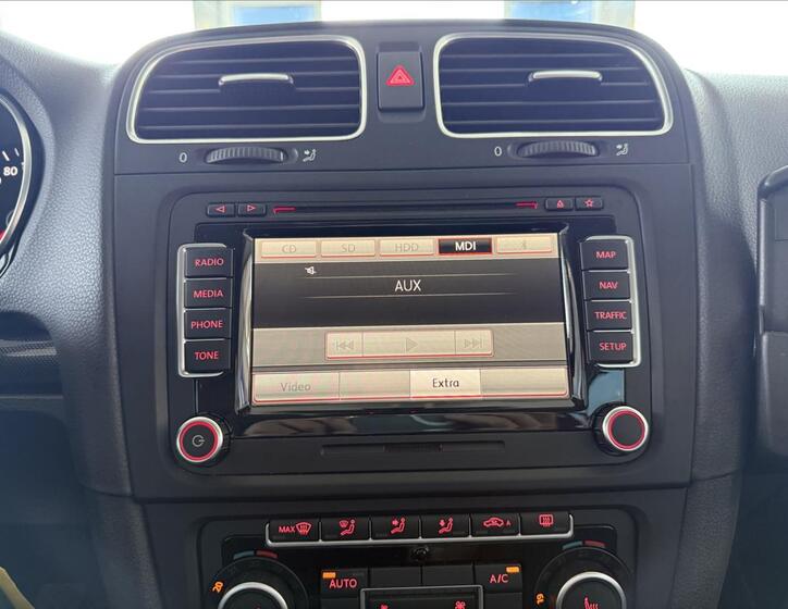 Volkswagen Golf 15