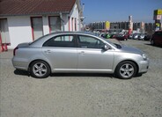 Toyota Avensis 5