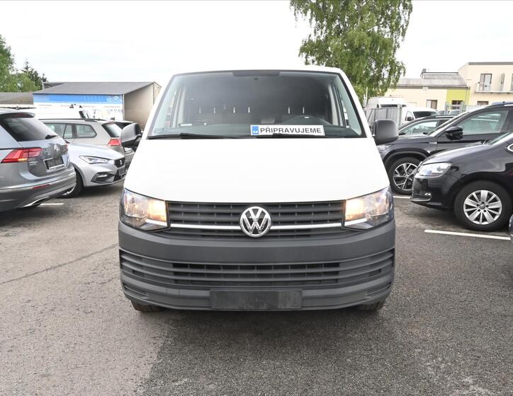 Volkswagen Transporter 1
