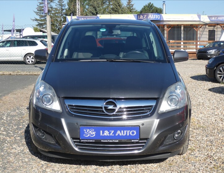 Opel Zafira 2