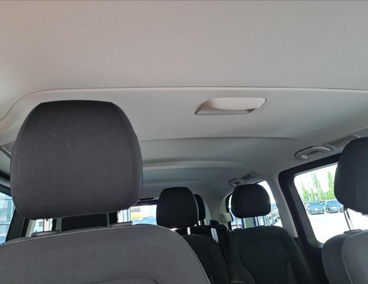 Mercedes-Benz Třídy V 23