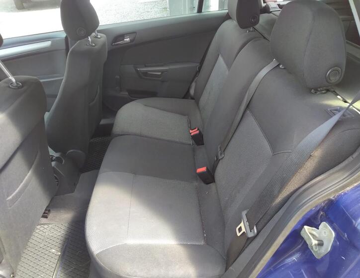 Opel Astra 14