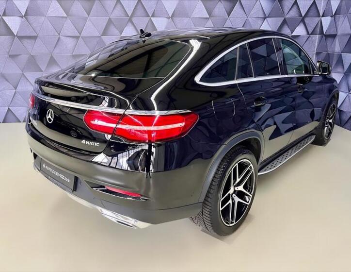 Mercedes-Benz GLE 7
