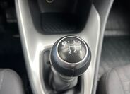 Toyota Yaris 24