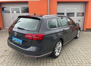 Volkswagen Passat 2