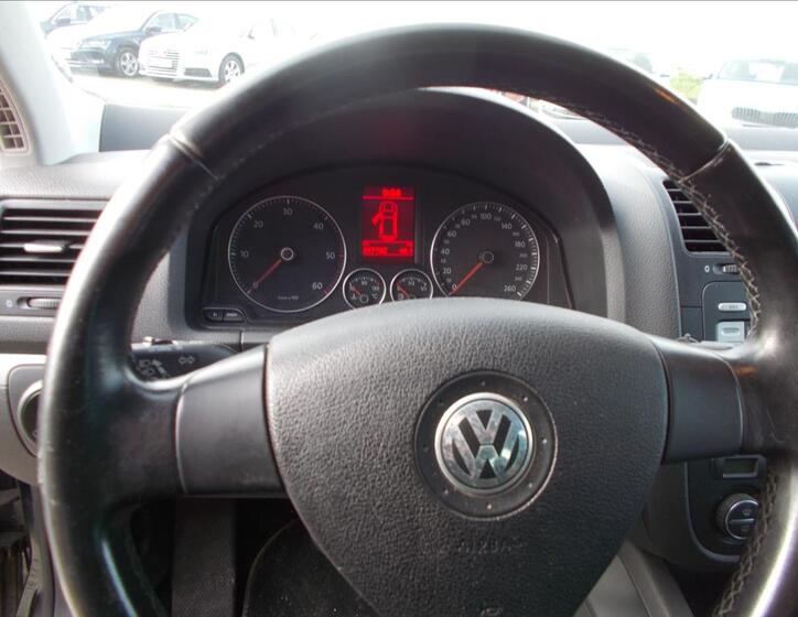 Volkswagen Golf 20