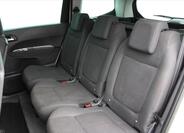 Peugeot 5008 11