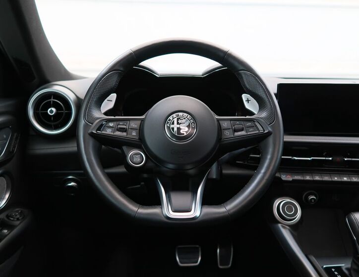 Alfa Romeo Tonale 24