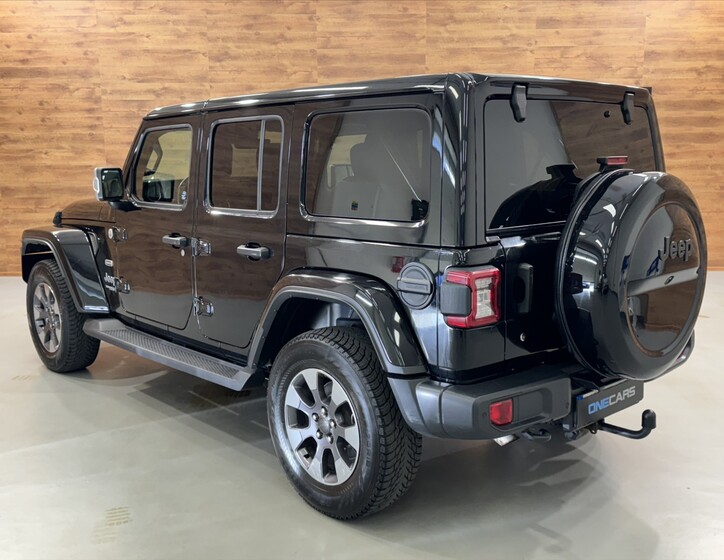 Jeep Wrangler 4