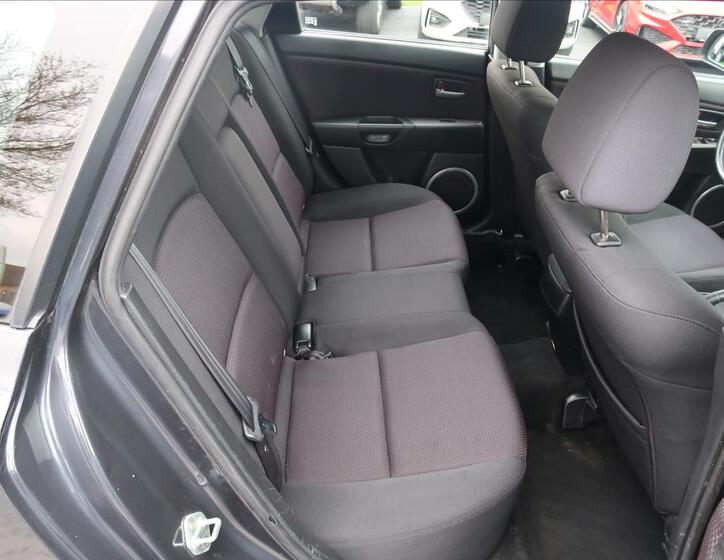 Mazda 3 19