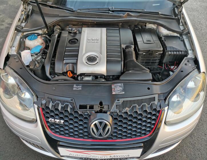 Volkswagen Golf 20