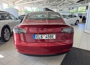 Tesla Model 3 4
