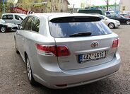 Toyota Avensis 8