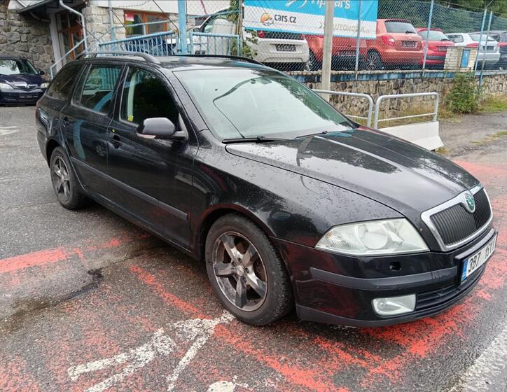 Škoda Octavia 16