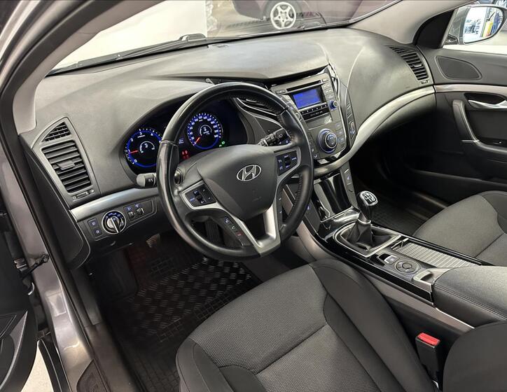 Hyundai i40 6