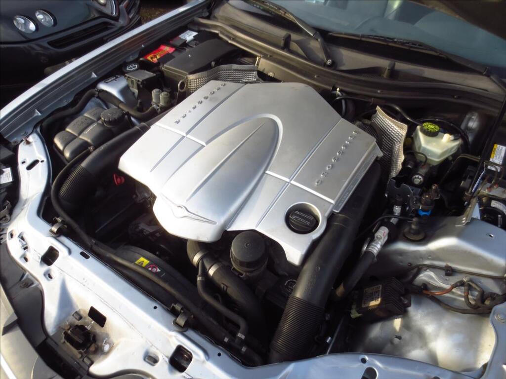 Chrysler Crossfire 23