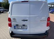 Toyota ProAce 6