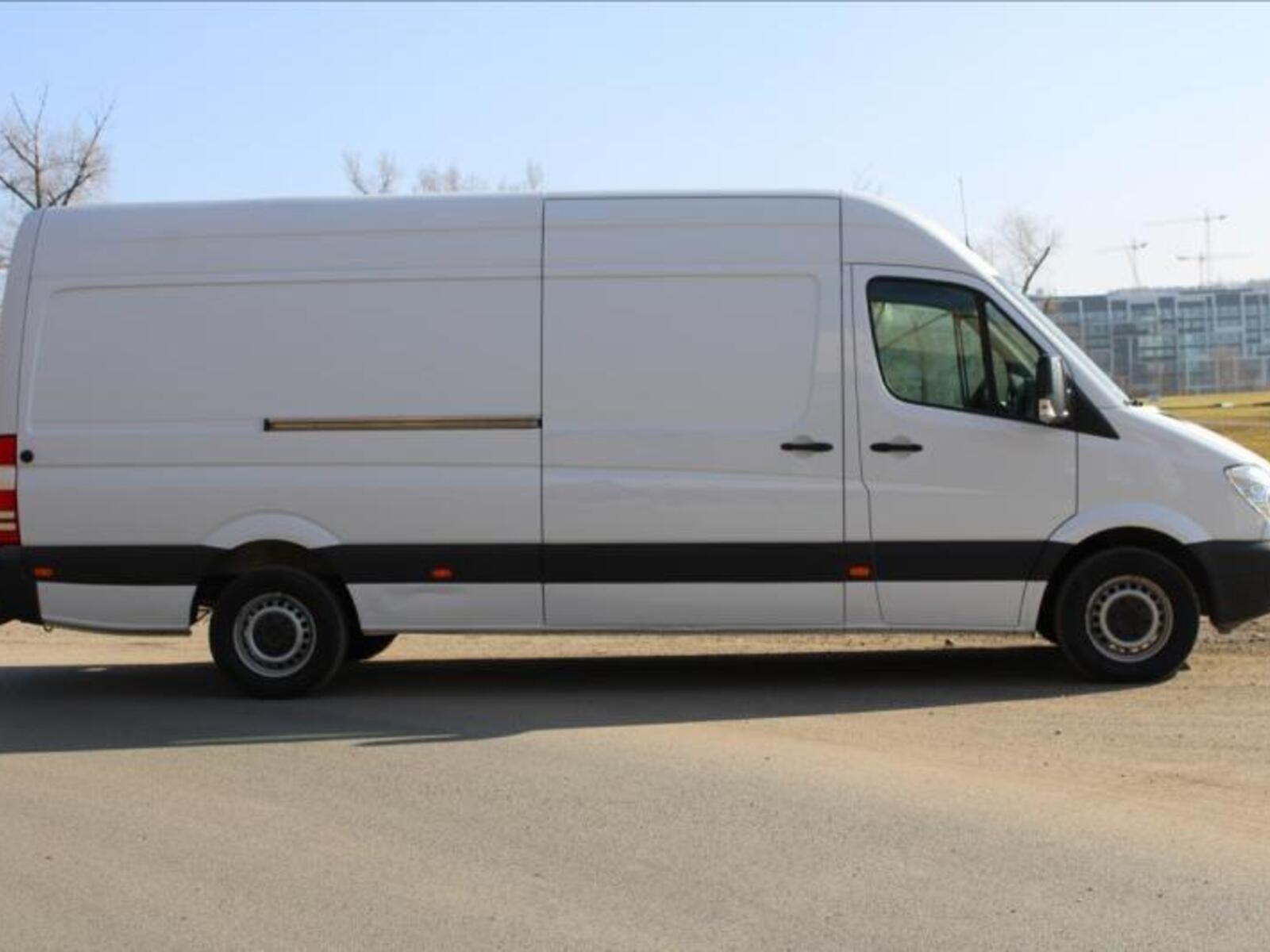 Mercedes-Benz Sprinter 7