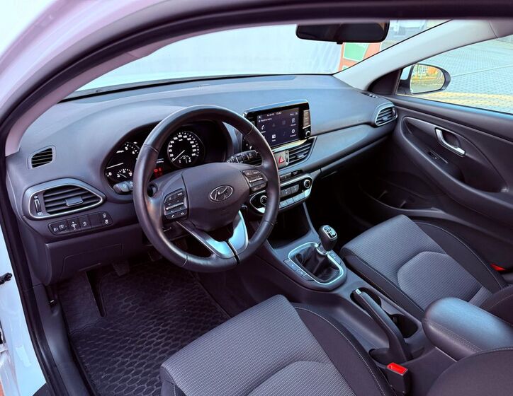 Hyundai i30 13