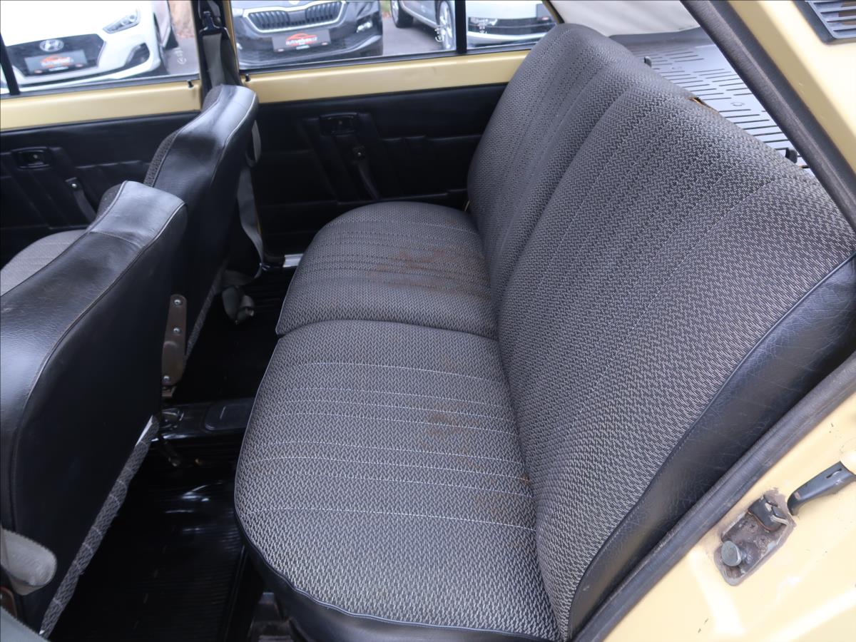 Škoda 105