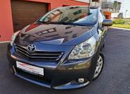 Toyota Verso 2