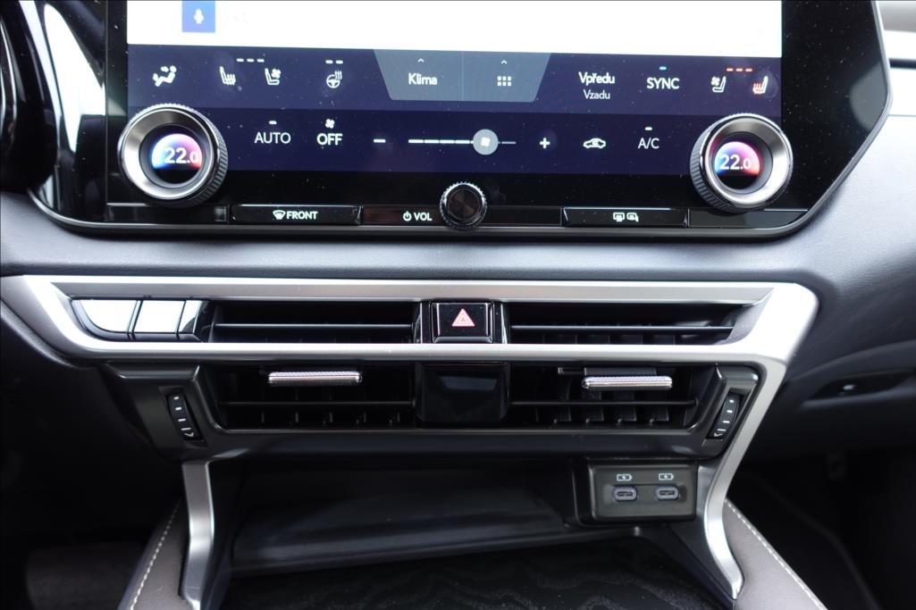 Lexus RX 450h plus