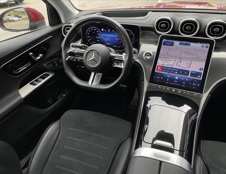 Mercedes-Benz GLC 13