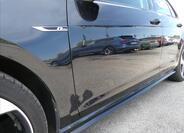 Volkswagen Golf 16