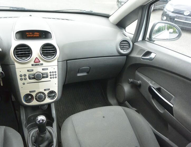 Opel Corsa 13