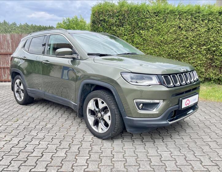 Jeep Compass 8