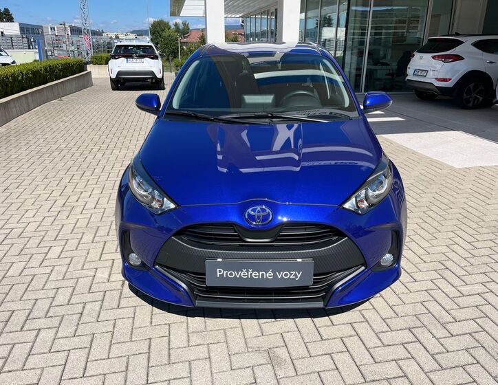 Toyota Yaris 9