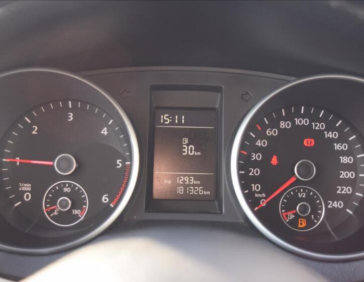 Volkswagen Golf 36