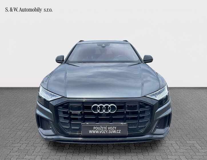 Audi Q8 2