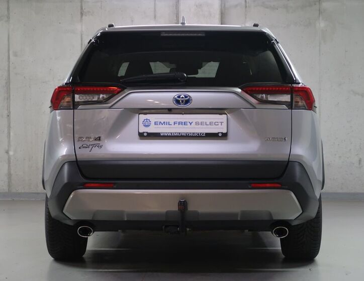Toyota RAV4 6