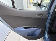 Hyundai i10 17
