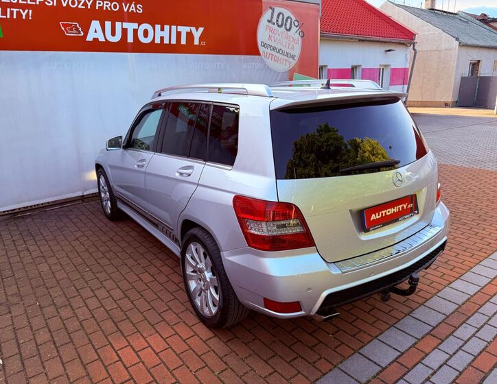Mercedes-Benz GLK 8