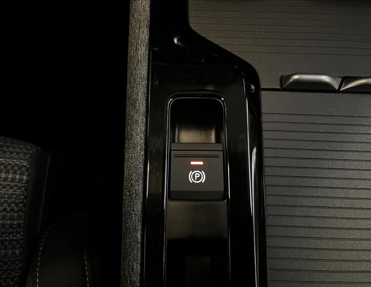 Škoda Superb 30