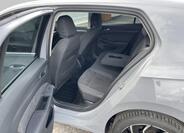 Volkswagen Golf 17