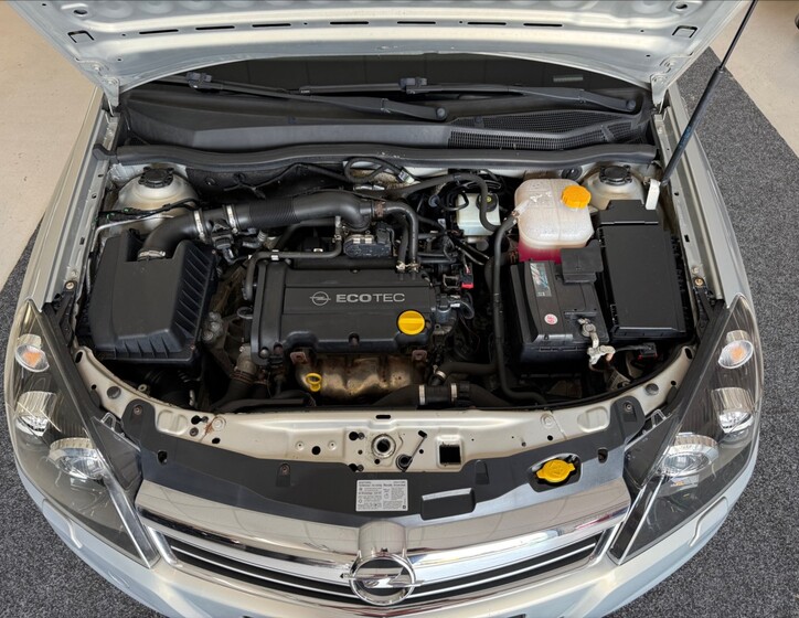 Opel Astra 24
