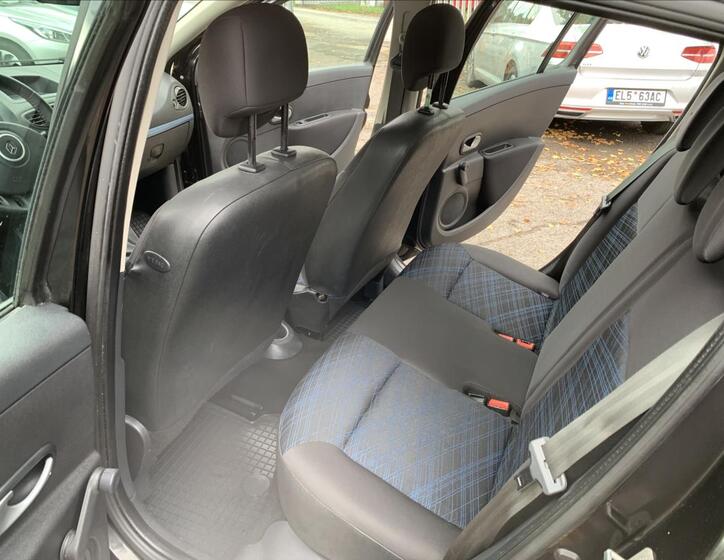 Renault Clio 15